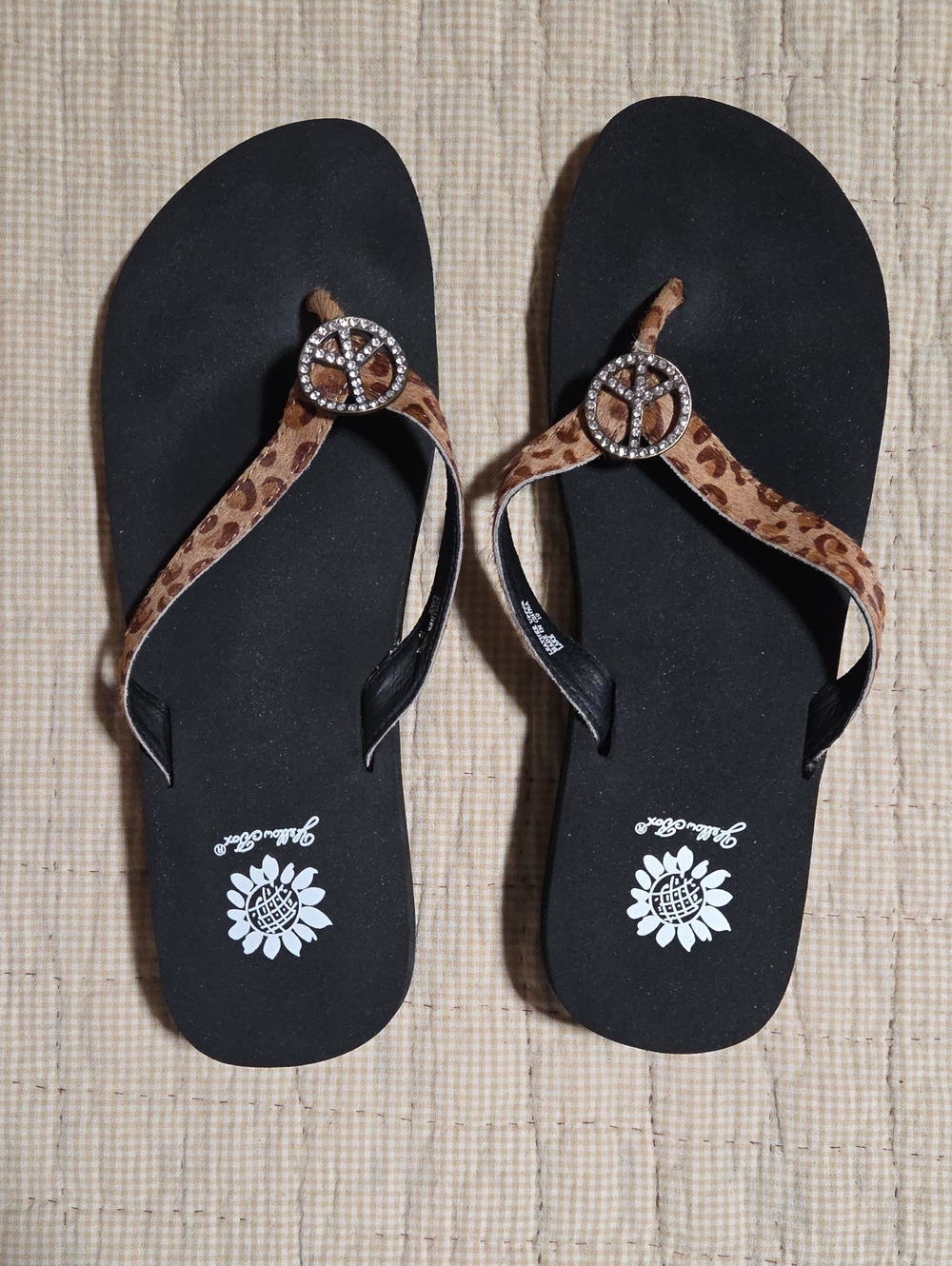 Yellow Box Size 10 Black with Cow Hair Leopard Straps and Rhinestone Peace Sign